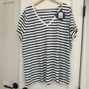 NWT AVA & VIV BLACK AND WHITE STRIPE TEE SHORT SLEEVE TSHIRT